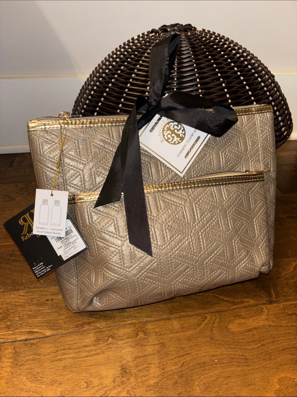 Rebecca & Rifka Metallic Gold Quilted Cosmetic Travel Toiletry Kit New